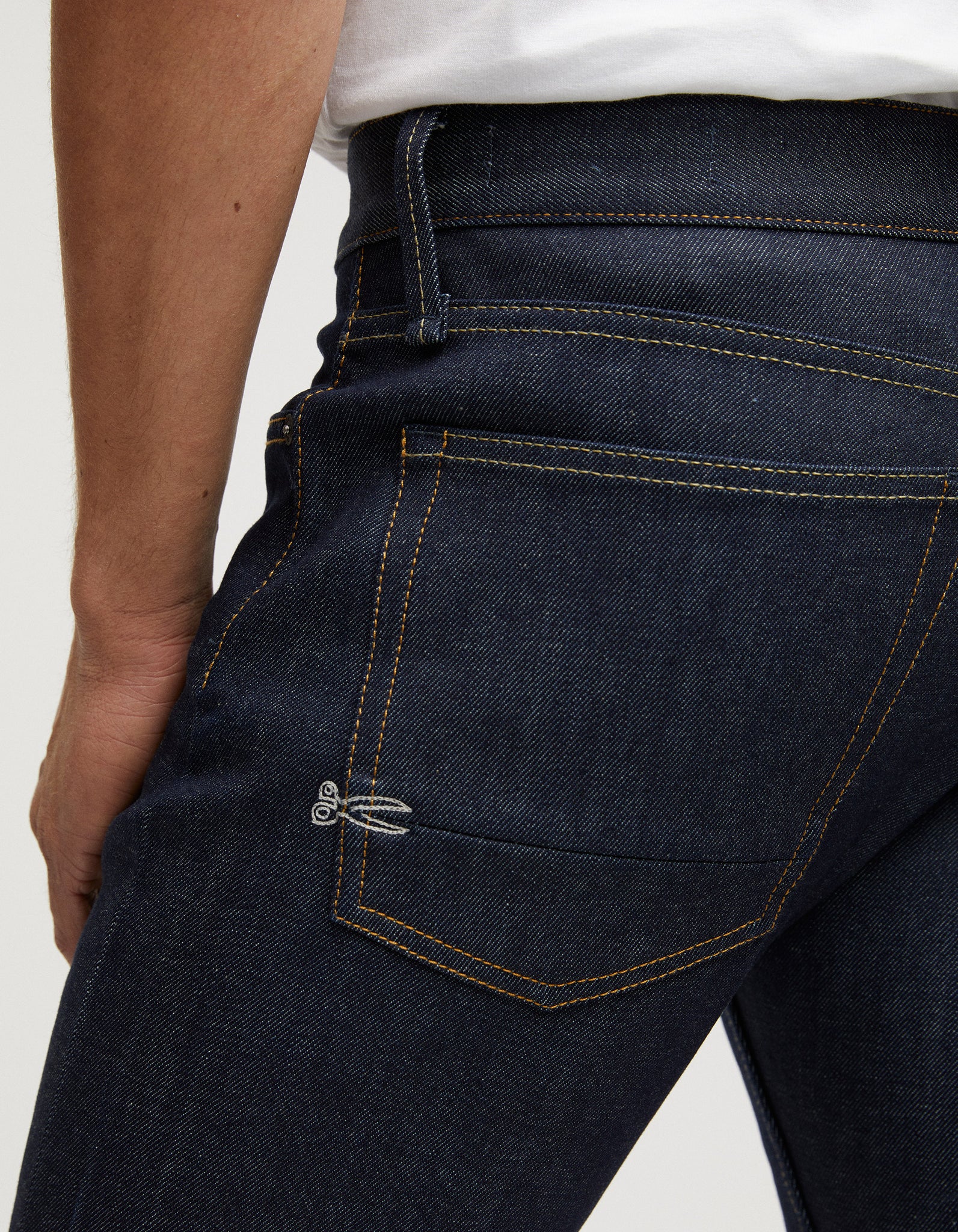 DENHAM】RAZOR MIIVSCSS Slim Jeans / 全義大利製原色褲微彈赤耳布邊 